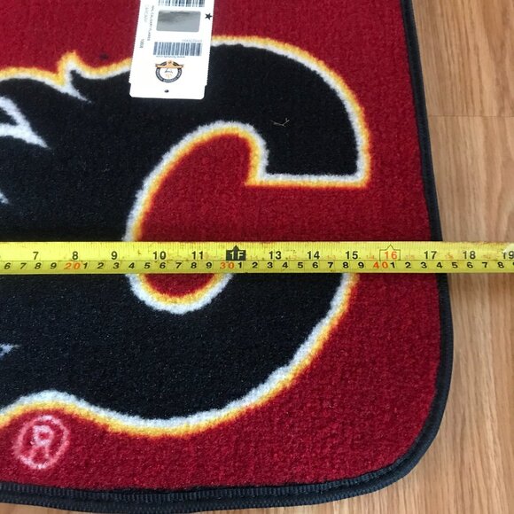 Calgary Flames NHL Car Floor Mat 27.5" x 17.5" Red Black Heavy Carpet 2 Mats - Picture 6 of 7